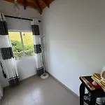 Hotel Crimple Nuwara Eliya