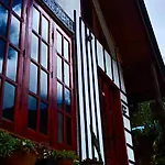 The Mount * Nuwara Eliya