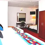 The Rosedale Grand * Nuwara Eliya