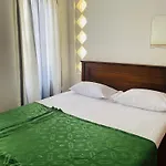 Camellia Hills Holiday home