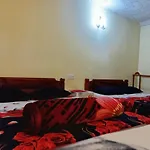 Silonya Forest Edge Hostel *