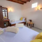 Guest house The Peak Nest *