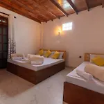 The Peak Nest Guest house *