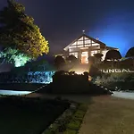 Scottish Planter Bungalow- Thema Collection