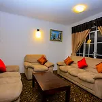 La Cottage Boutique Hotel & Restaurant