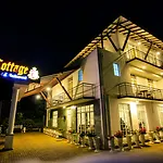 La Cottage Boutique Hotel & Restaurant