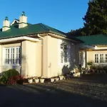 Senani Colonial Holiday Bungalow