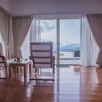 Villa Serenus Boutique *