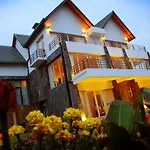 Serenus Boutique Villa *