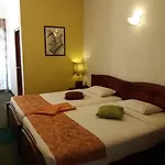 Binota Hotel
