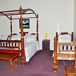 Hotel Chelthnam Nuwara Eliya