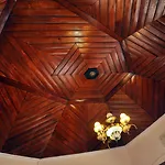 Chelthnam Hotel