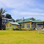 Chelthnam Holiday Bungalow