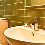 Emirates Luxury * Nuwara Eliya