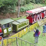 Emirates Luxury * Nuwara Eliya