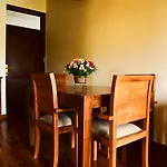 Emirates Luxury Nuwara Eliya