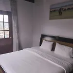 Hotel The View *