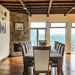 Acacia Guest house 3*