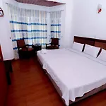Yoho View Hotel