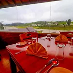 Yoho View Hotel 2*