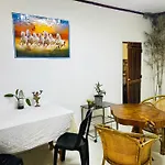 Homestay Sasru *