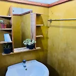 Sasru Homestay *