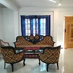 Nuwara Eliya Rashini Mountain View Cottage