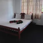 Homestay Le Grand Chateau Nuwara Eliya