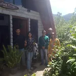Villa Barrow Family