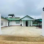 R R I Luxury Homestay