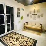 Villa The Burrow - A Modern Loft-style Luxury