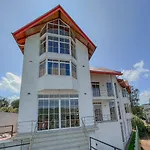 Moon Light Nuwara Eliya