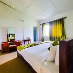 Lulu Lodge *