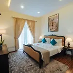 Grand Misty Hills Hotel *