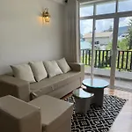 Apartment Nomentano Blue -luxury Apartments- Nuwara Eliya