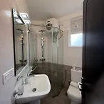 Nomentano Blue -luxury Apartments- *