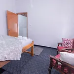 Kenton Guest house *