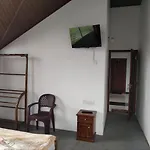 Creek View And Car Hotel Nuwara Eliya