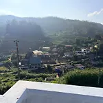Hotel Drizzle Ridge Nuwara Eliya