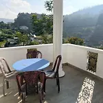 Drizzle Ridge * Nuwara Eliya
