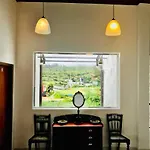 Ivy Nuwara Eliya
