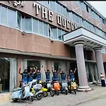 The Queensburry City Hotel