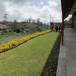 Keshiya Holiday Home