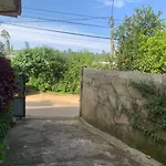 20/20 Wood Homestay Nuwara Eliya