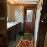 20/20 Wood Homestay