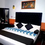 Lavender & Wood Hotel 4*