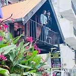 Lavender & Wood Hotel 4*