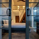 Hotel Opulent