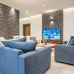 Opulent Villa Nuwara Eliya