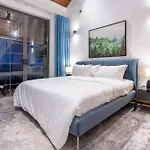 Hotel Opulent *